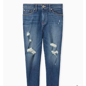 CROP SKY HIGH SKINNY JEAN - PREMIUM STRETCH MEDIUM WASH WITH RELEASE HEM (C4-8)